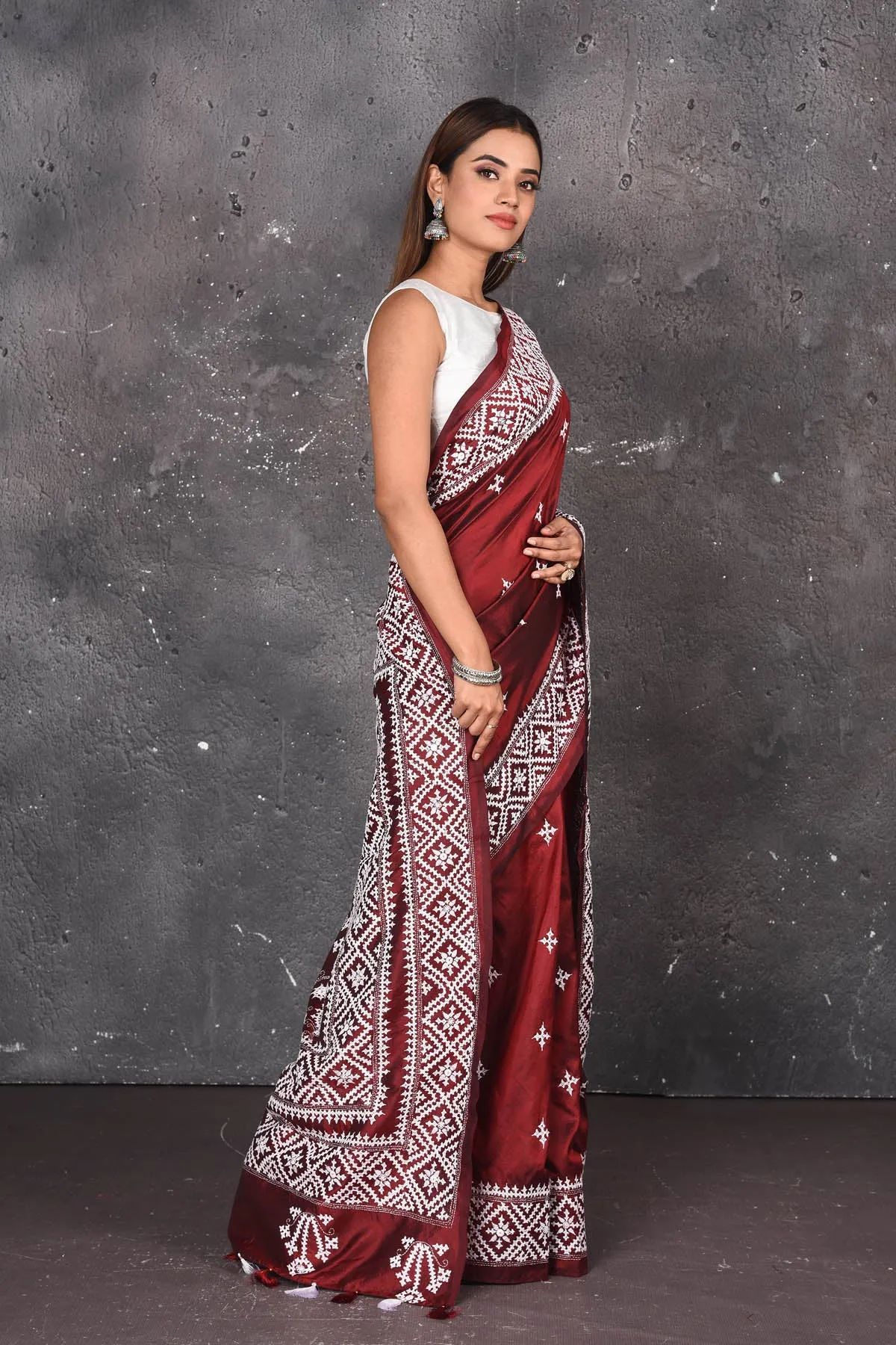 90N224 Maroon Pure Bangalore Silk Saree with White Gujarati Stitch Work