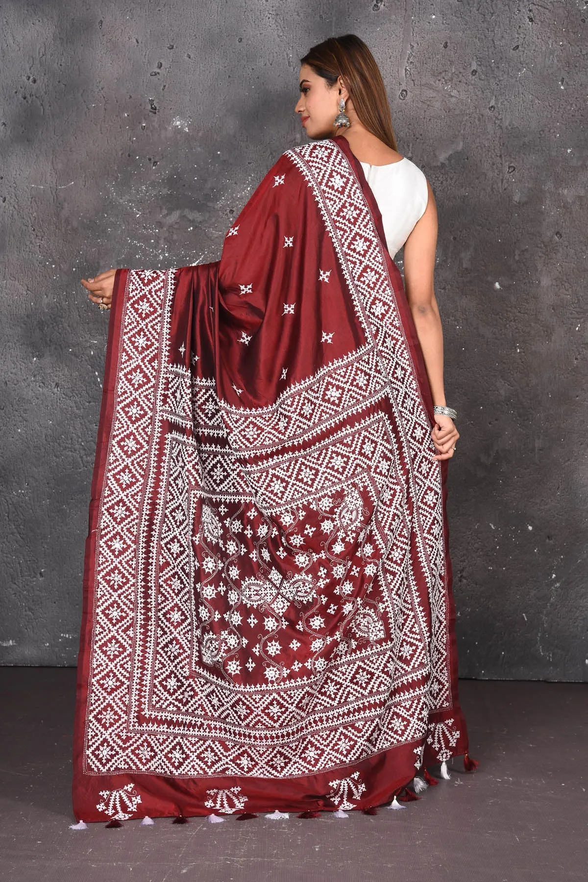 90N224 Maroon Pure Bangalore Silk Saree with White Gujarati Stitch Work