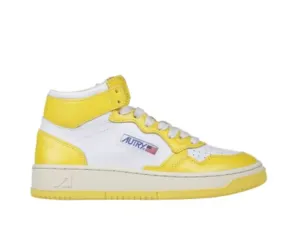 Autry Action Shoes Sneaker Medalist Mid Women white yellow AUMWWB23