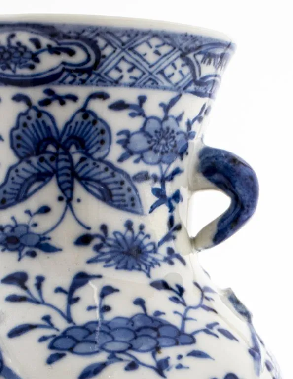 Chinese Export Blue & White Porcelain Vase