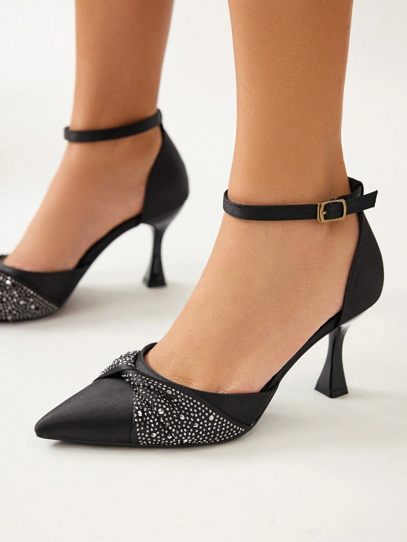 CUCCOO CHICEST Pointed Toe Stiletto Heels Shoes For Women With Fashionable Rhinestone Decoration