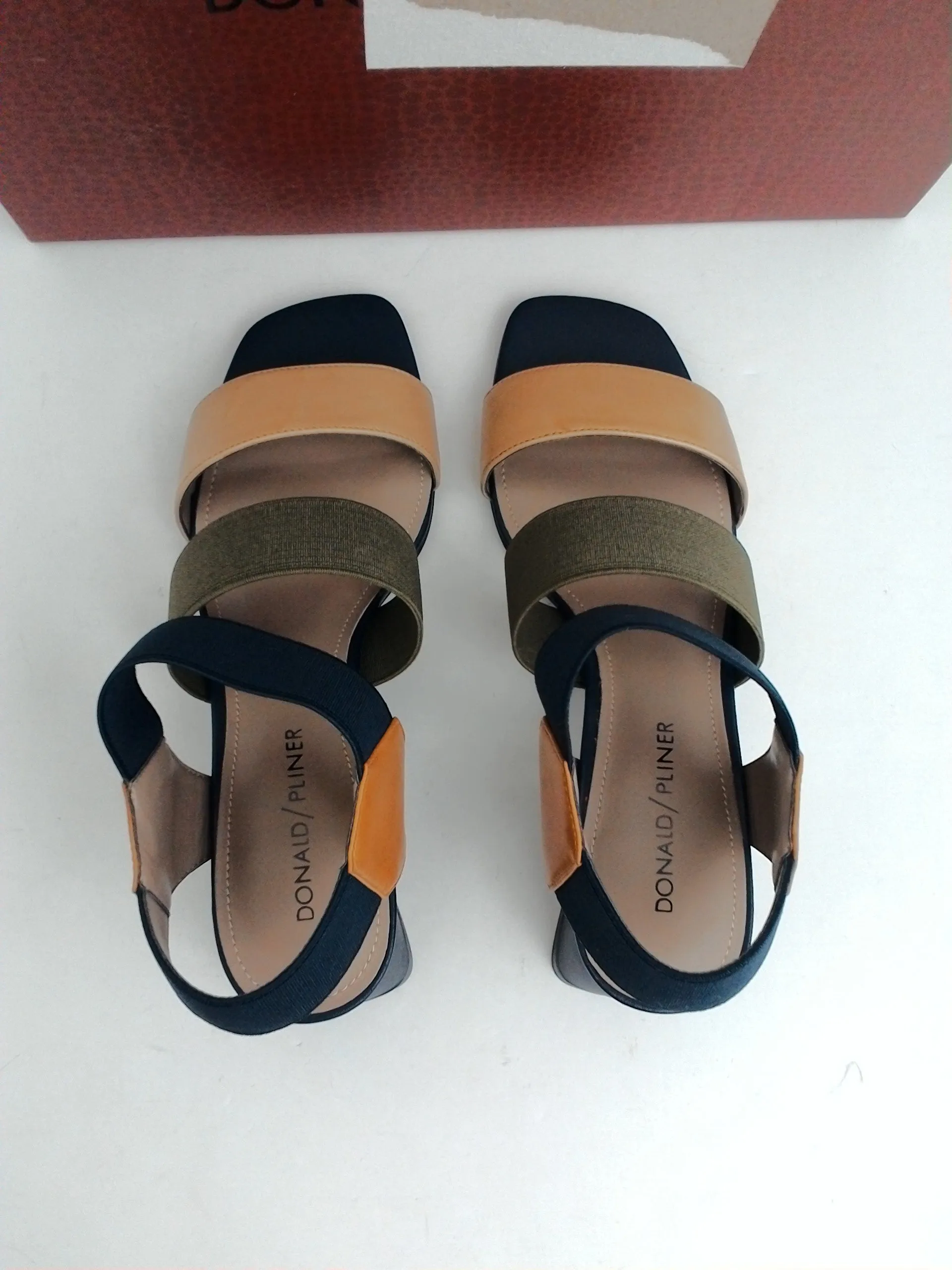 Donald/Pliner Women's Britni Nude Calf/Green/Brown/Navy Blue Sandal Size 5.5 M