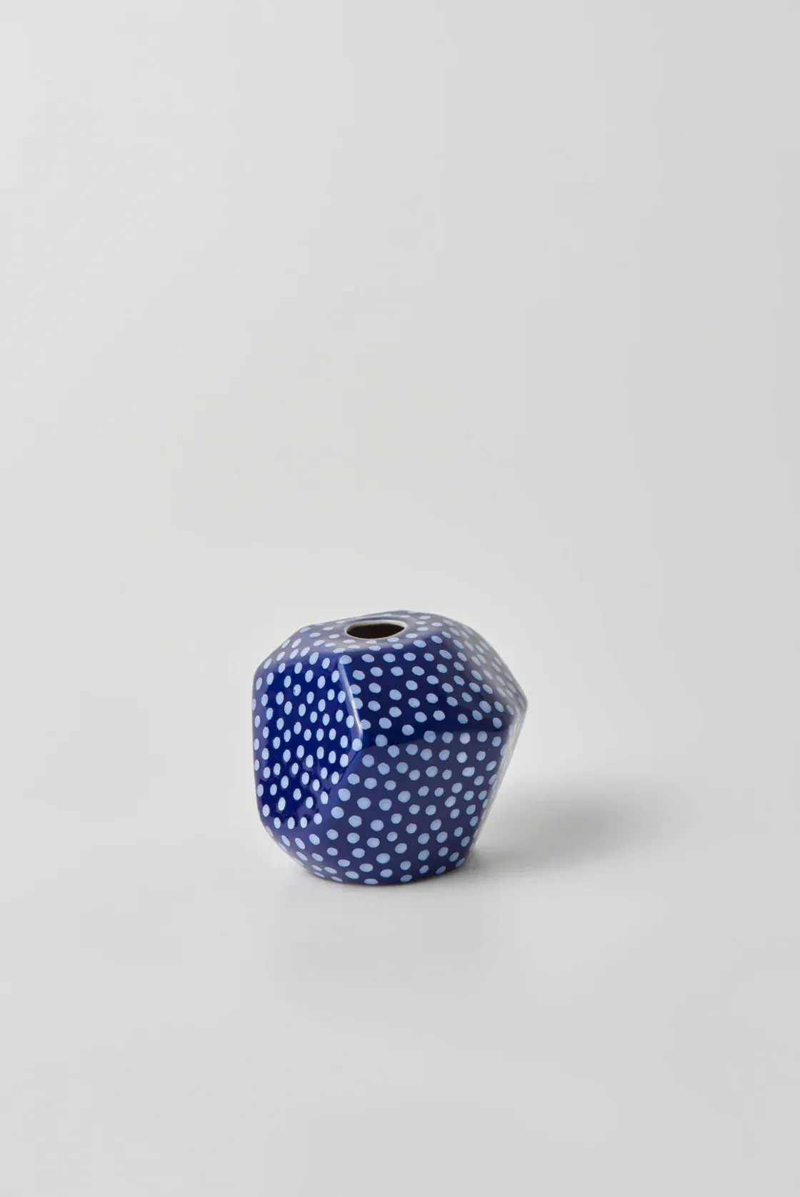 JONES & CO - FACET VASE SMALL BLUE SPOT