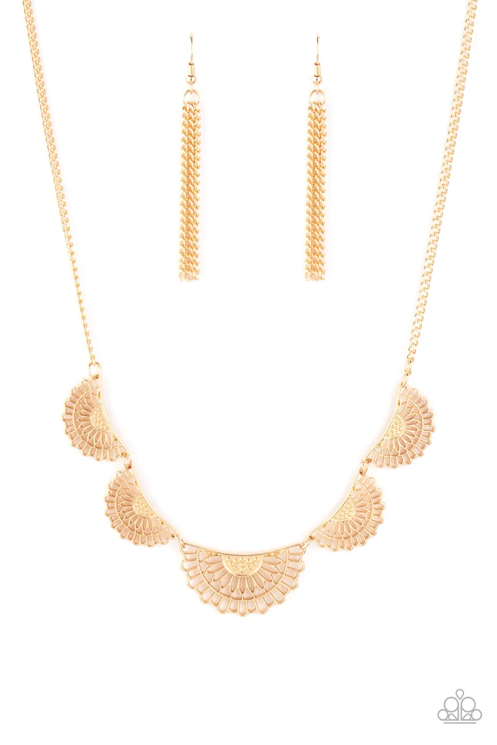 Paparazzi Accessories - Fanned Out Fashion - Gold Necklace